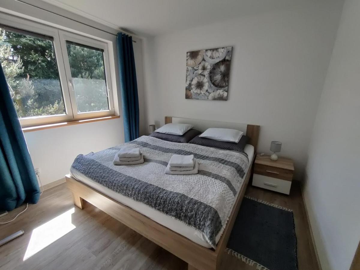 Apartman Pod Lipou - Samostatny Objekt Jaroměř 外观 照片